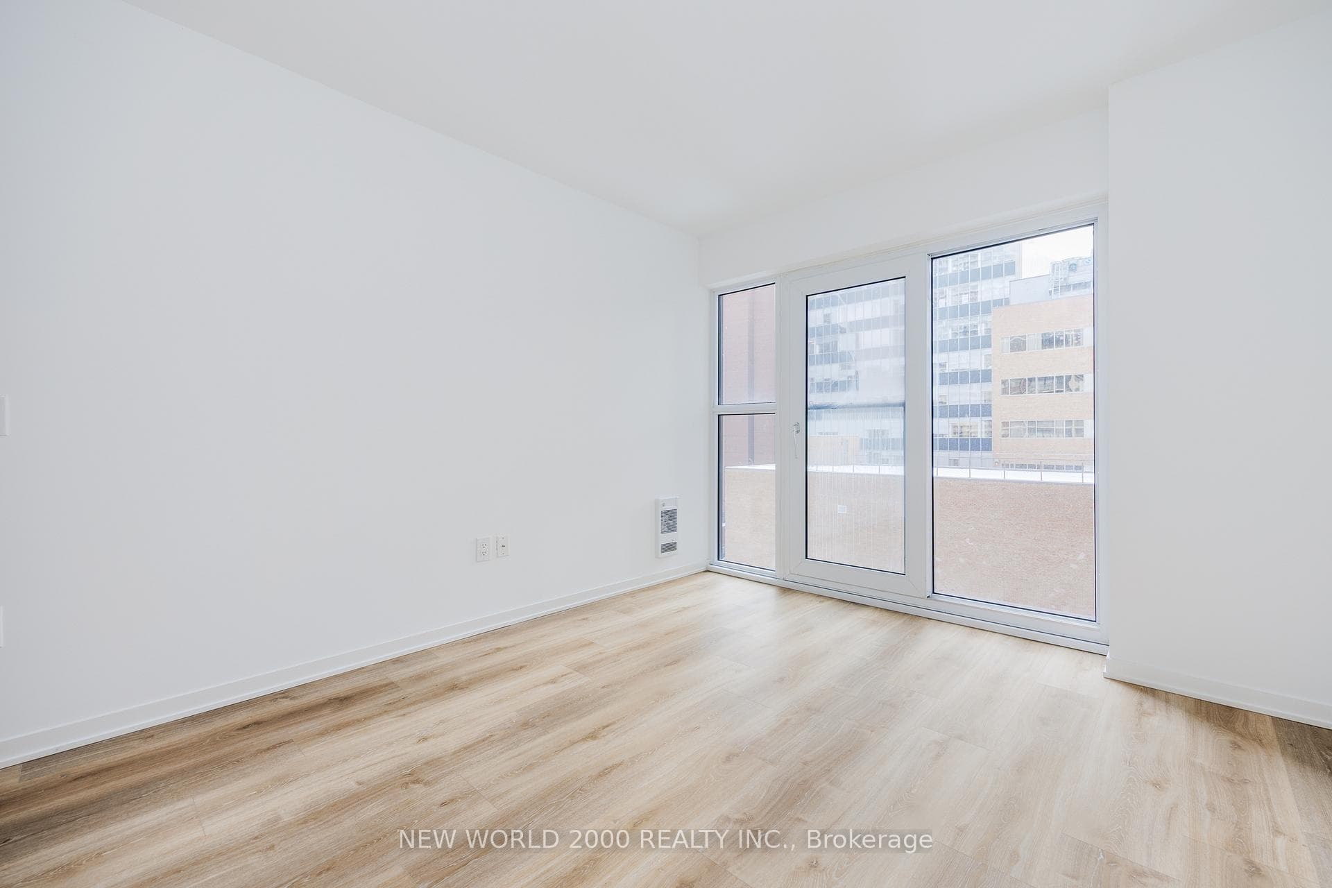 101 Roehampton Avenue Unit 2002 photo 18