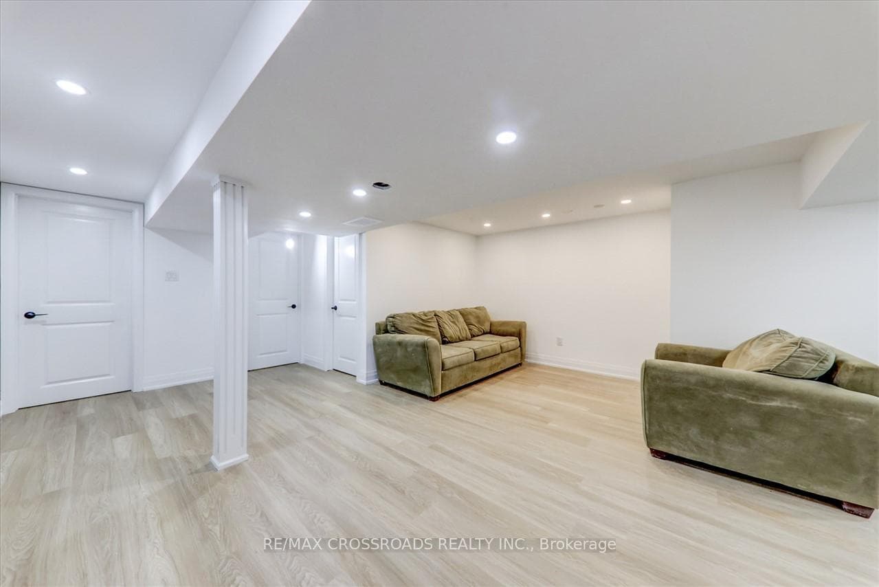 4 Tanburn Place photo 25