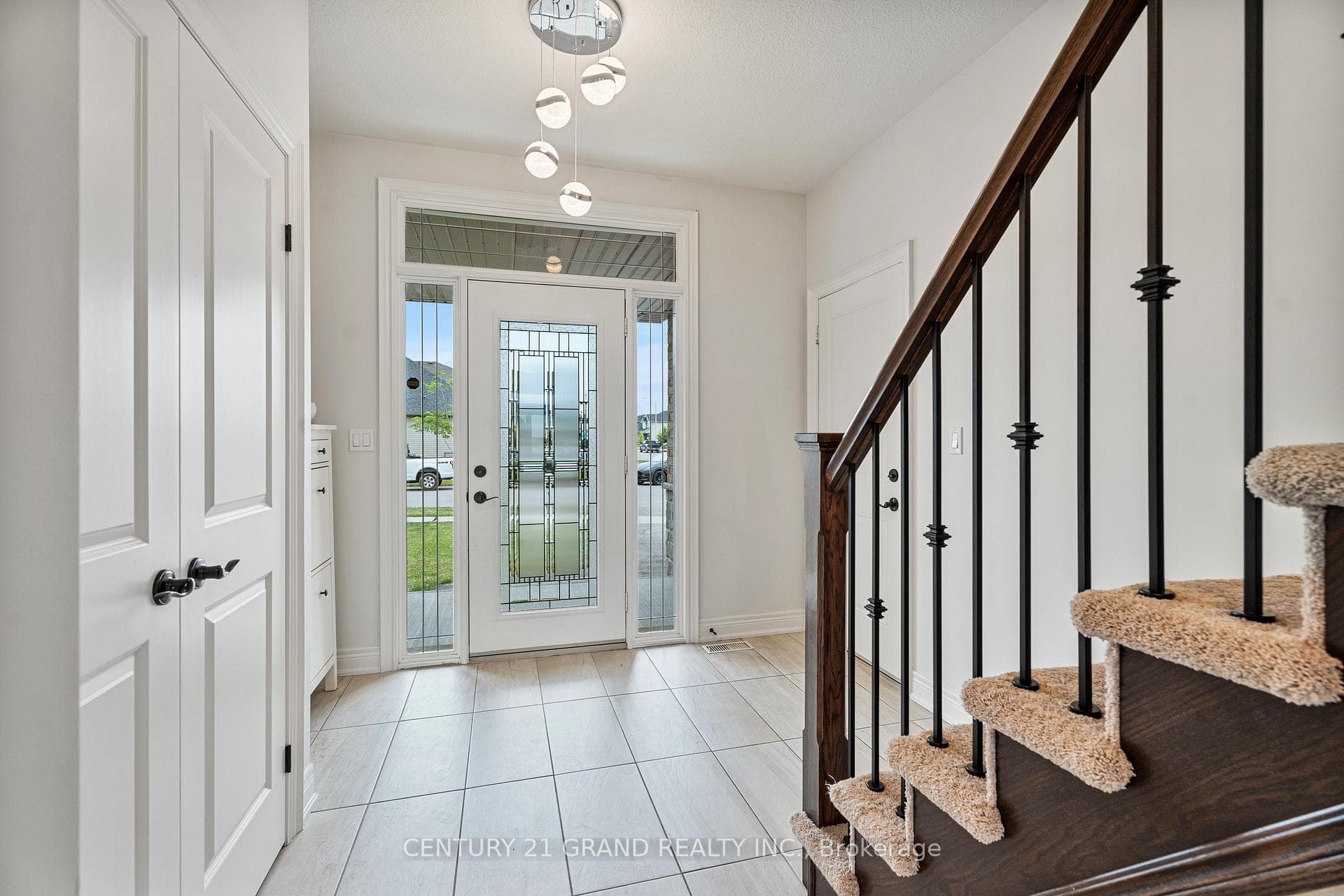73 Lafayette Street photo 6