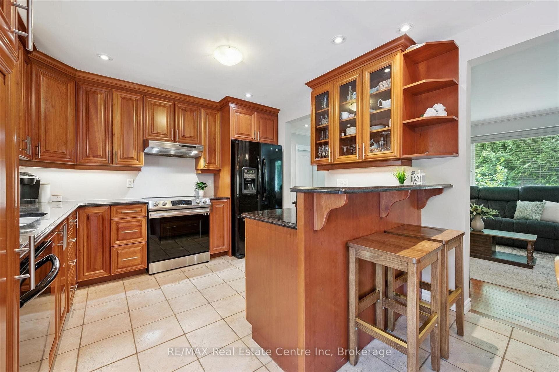 7459 Boyce Drive photo 6