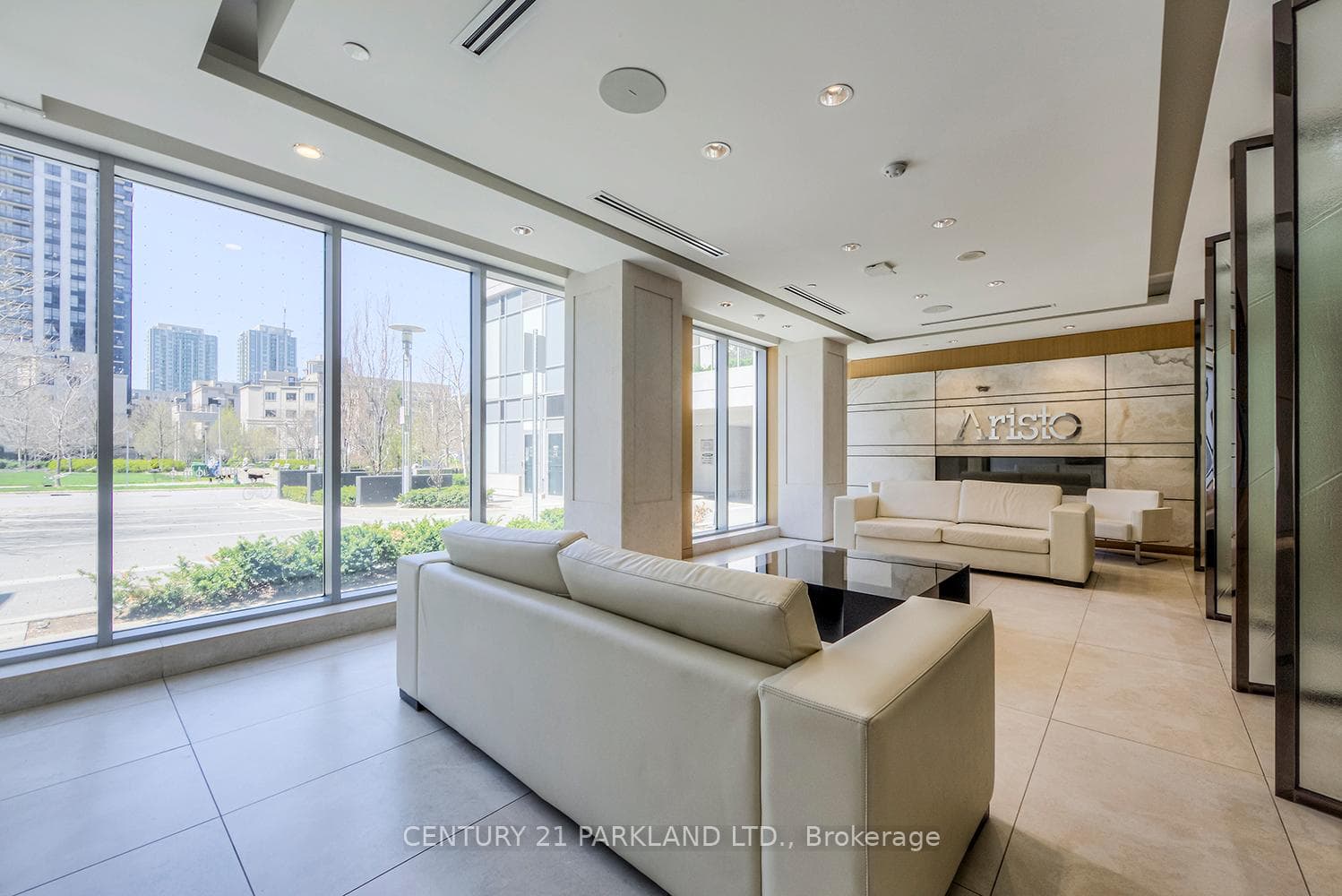 120 Harrison Garden Boulevard Unit 307 photo 3