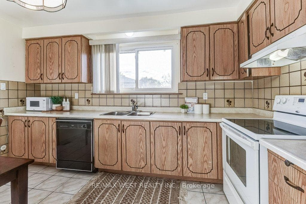 3268 Marlene Court photo 11