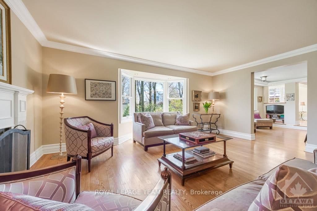 420 WOOD Avenue photo 6