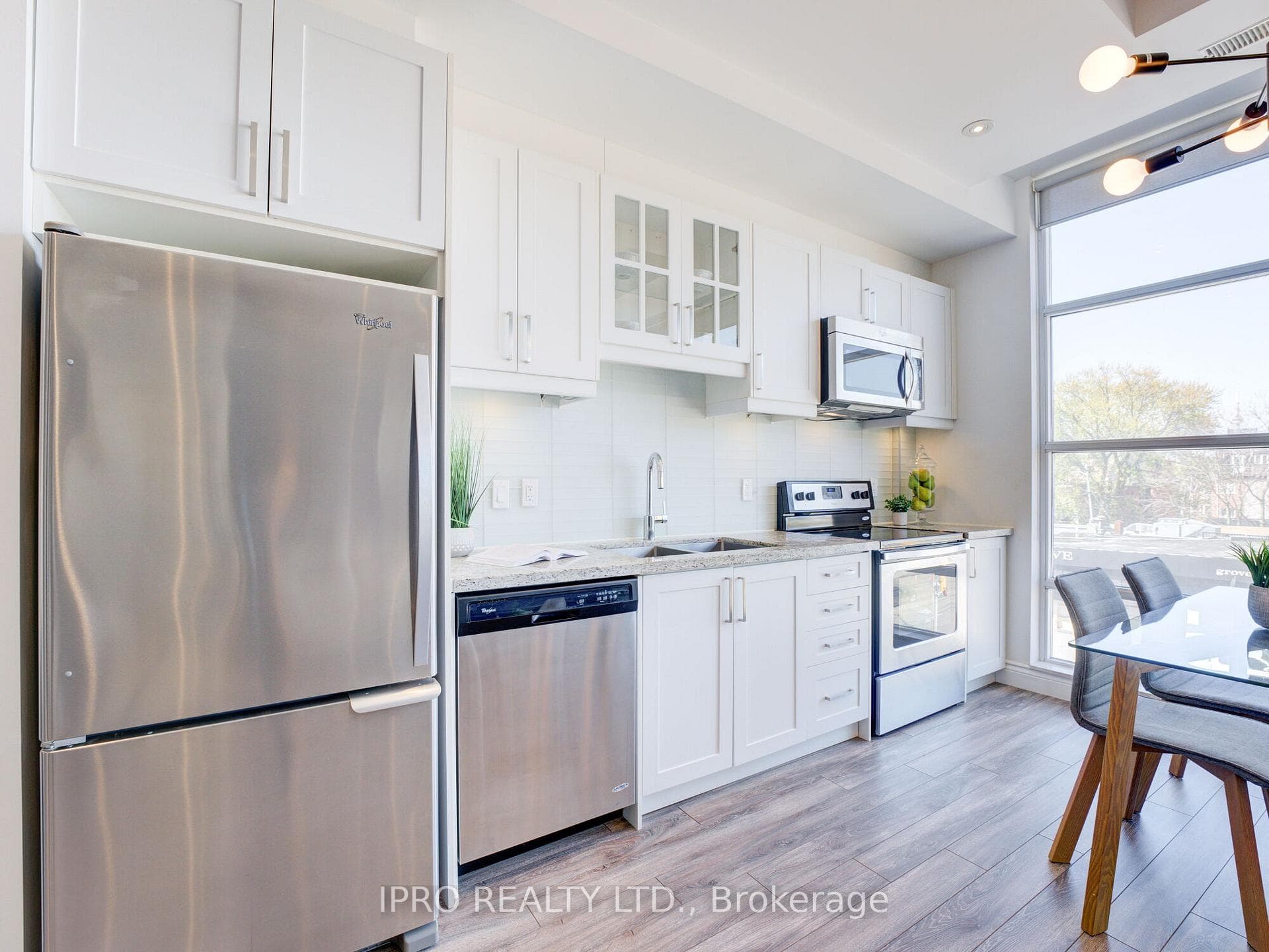 1003 Queen Street Unit 302 photo 16