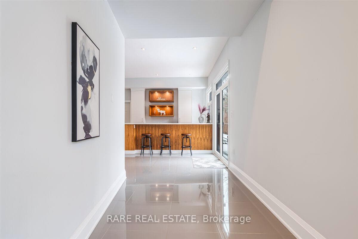125 Craigmore Crescent photo 11