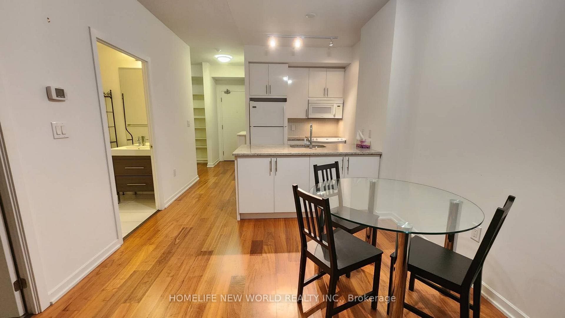 70 Forest Manor Road Unit 904 photo 9