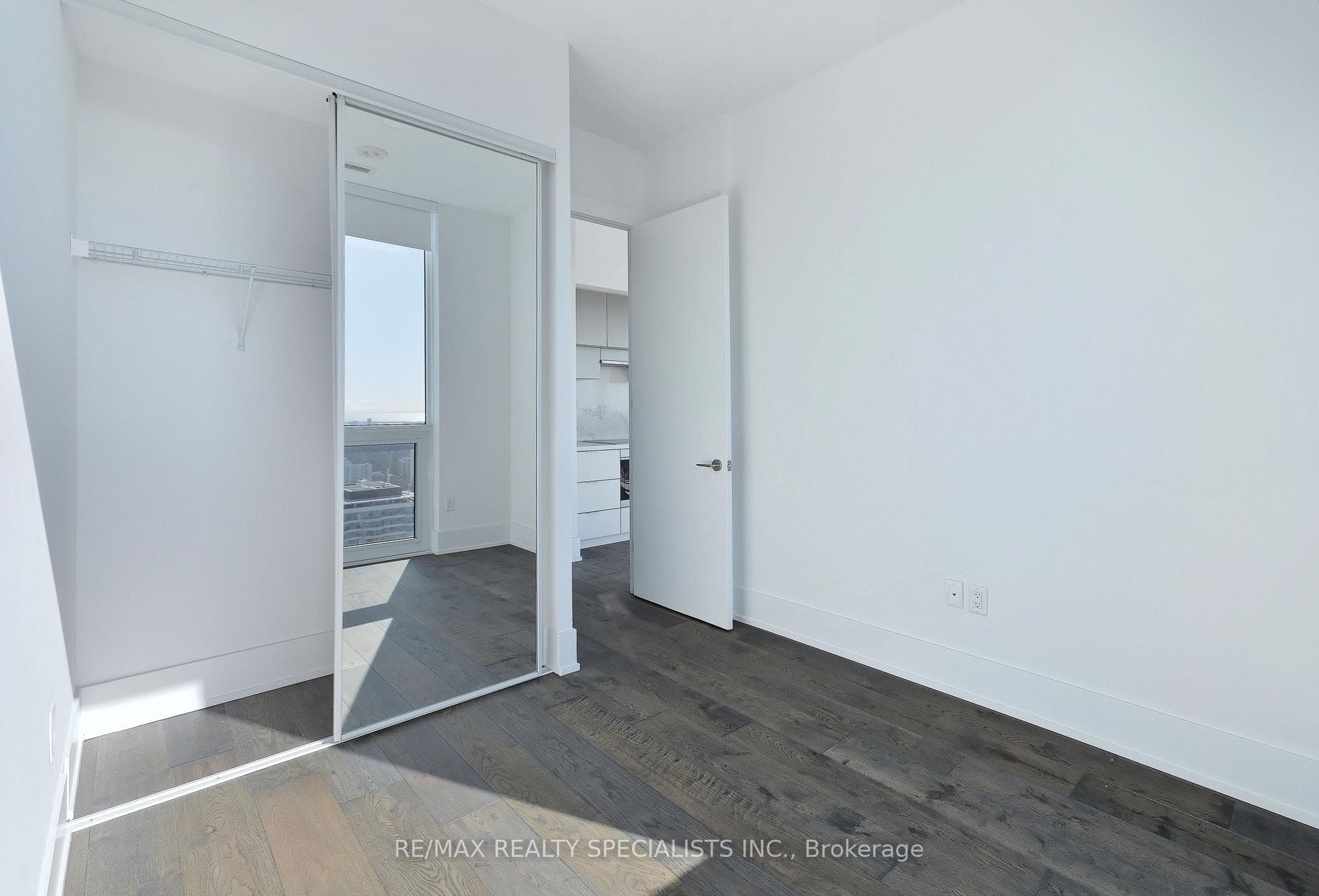 39 Roehampton Avenue Unit 4403 photo 20