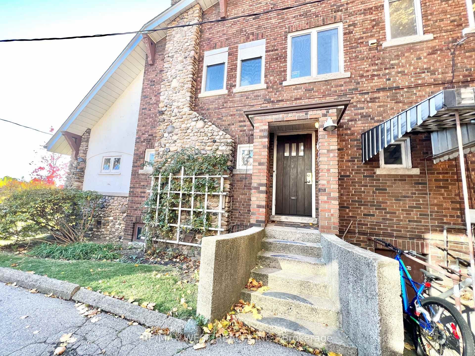 14 Glenavon Road Unit Upper photo 1