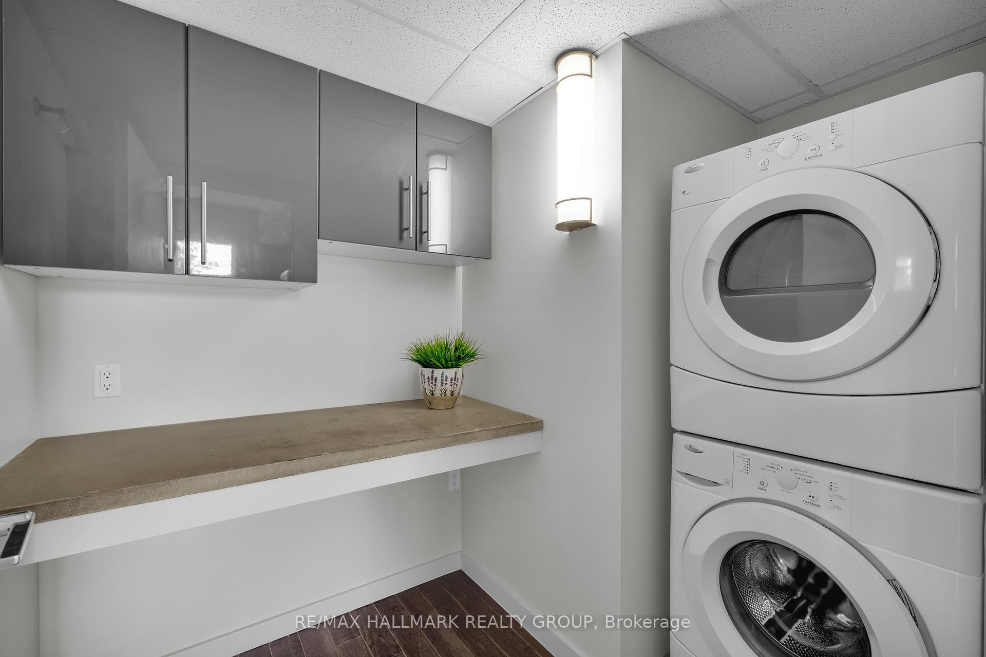 Large In Unit Laundry Room