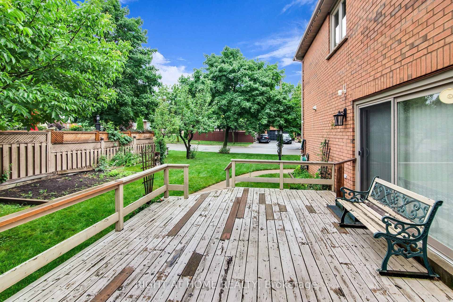 1 Tasha Court photo 25