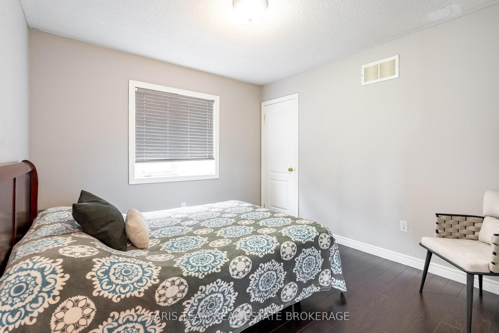 1244 Mary-Lou Street photo 17