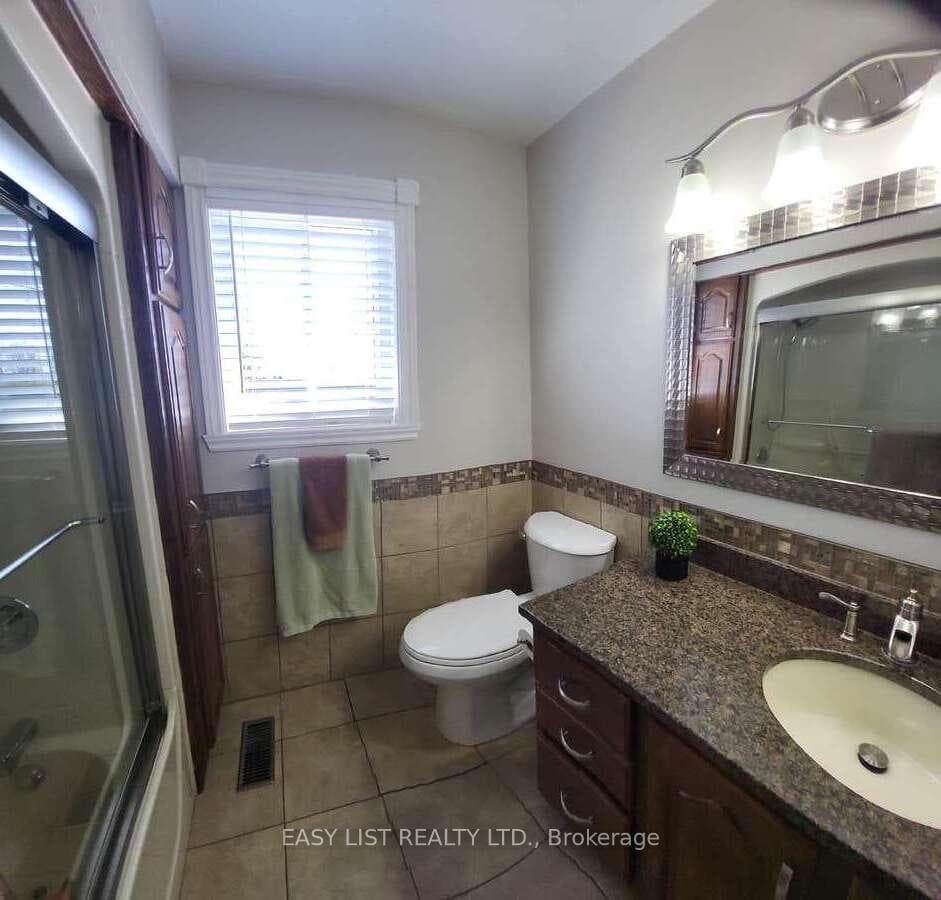 612 Virginia Street photo 13