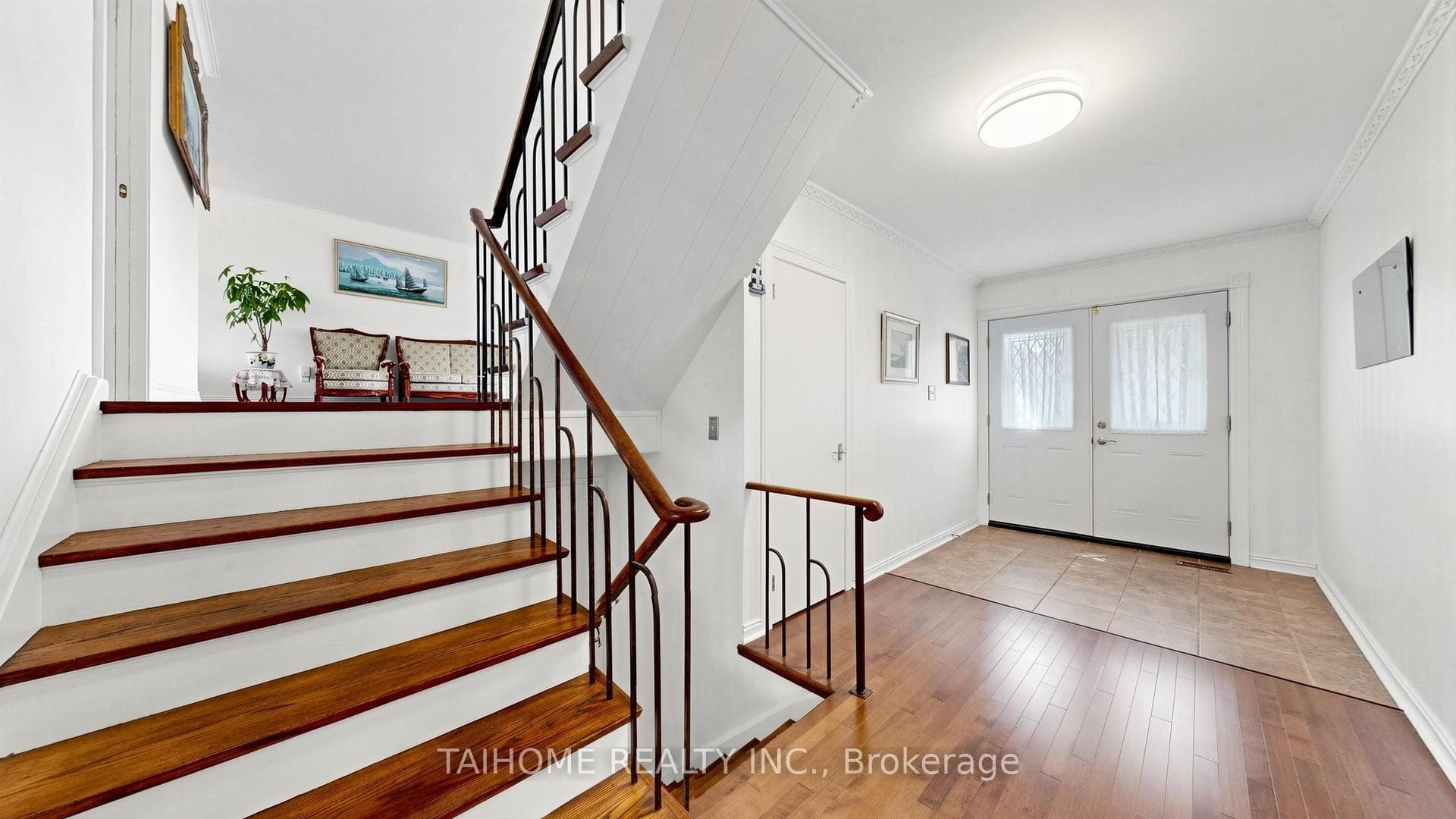 72 Bowerbank Drive photo 5