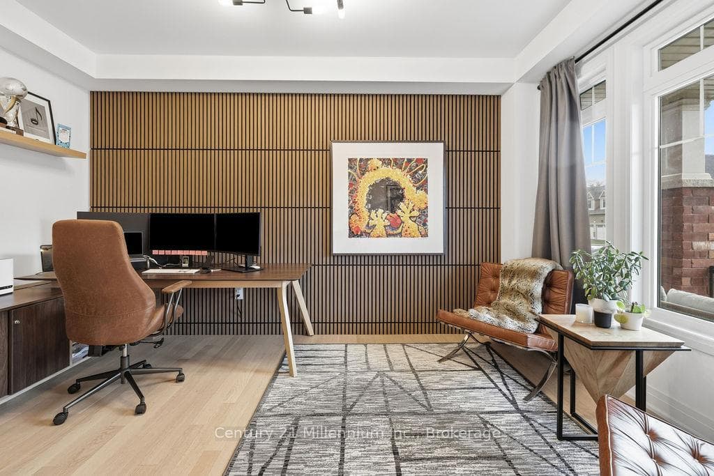 30 Mclean Avenue photo 5