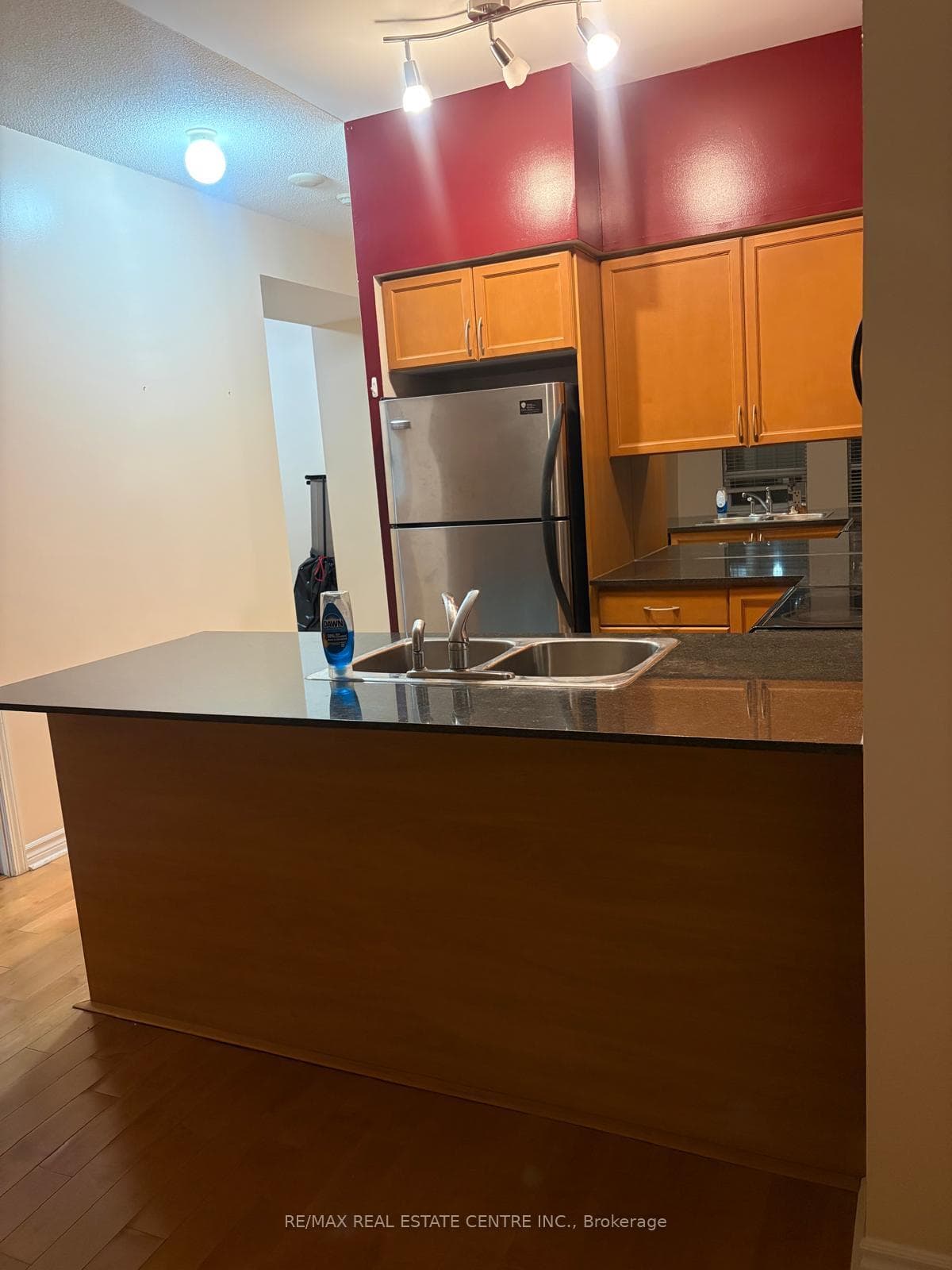 388 Prince of Wales Drive Unit 1411 photo 8