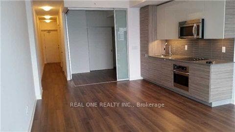 210 Simcoe Street Unit 908 photo 6