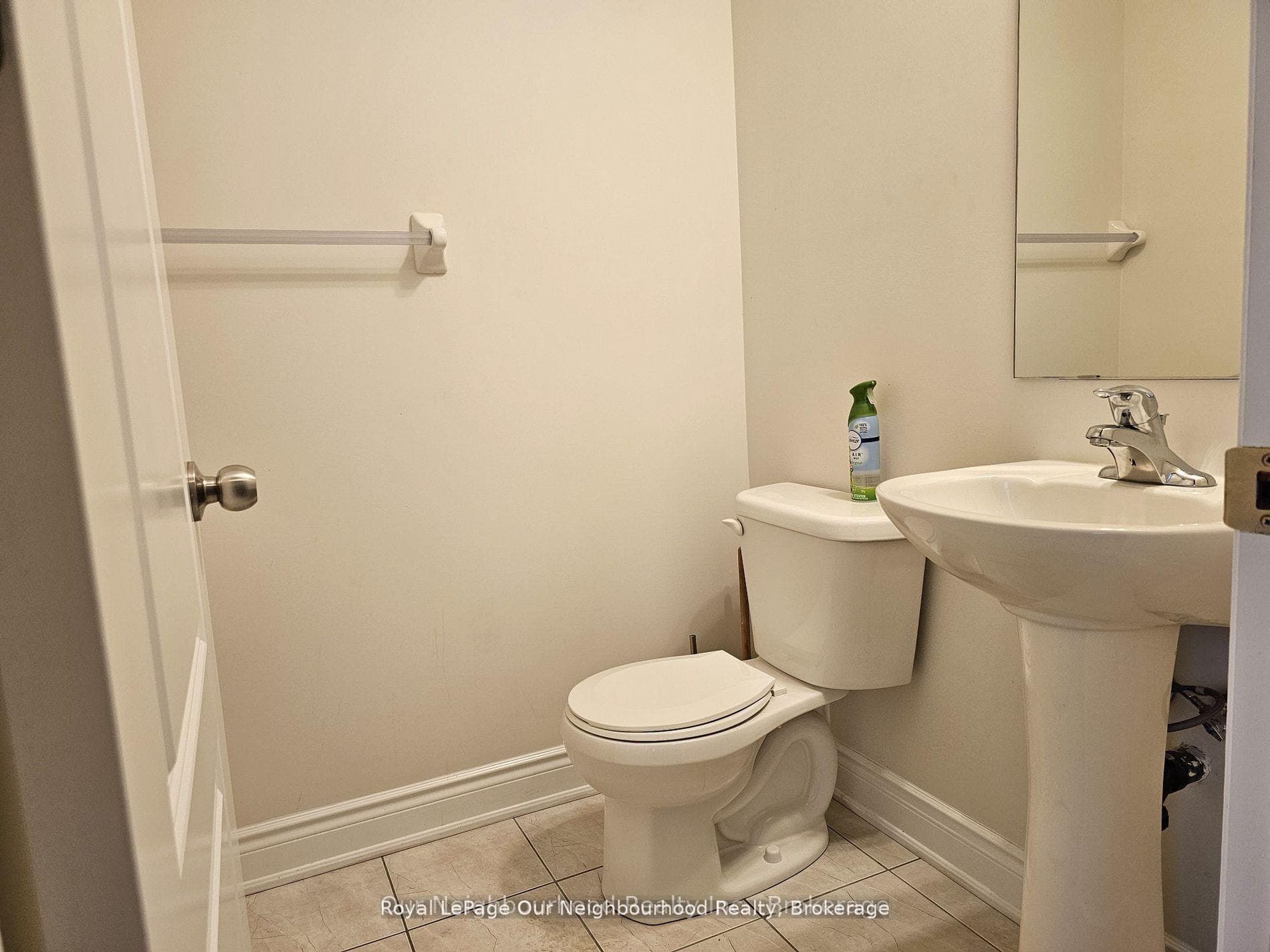 151 Presidial Avenue photo 8