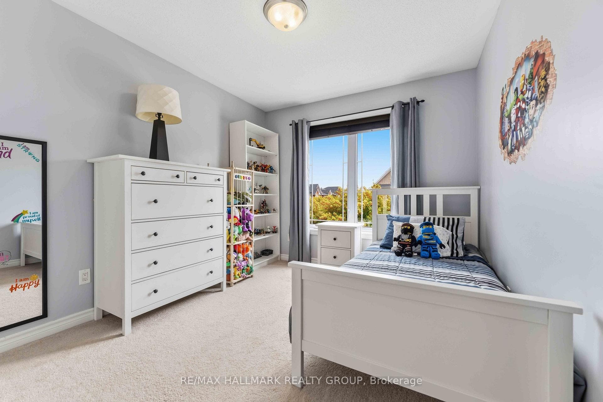 125 Montmorency Way photo 22