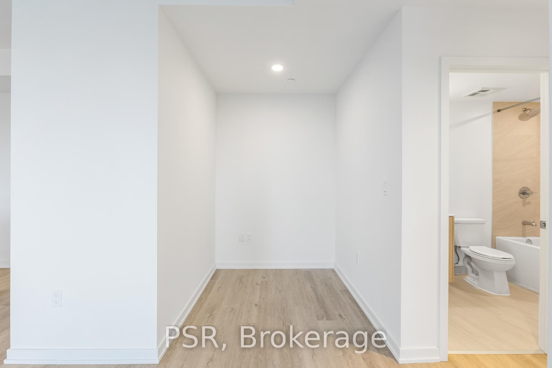 4365 Bloor Street Unit 511 photo 8