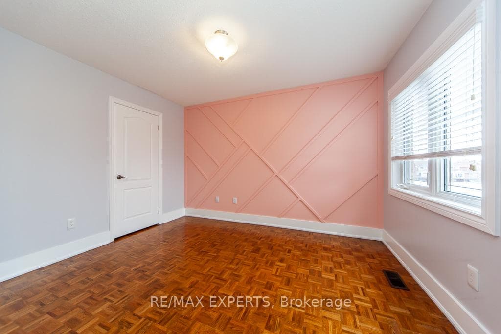14 Plummer Road photo 34