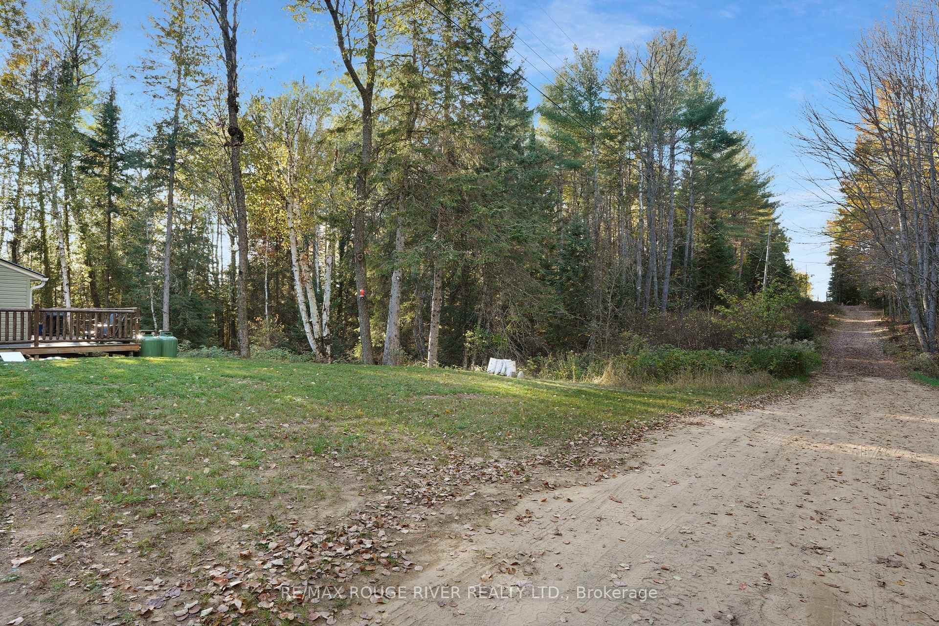 23 Egan Lane photo 12