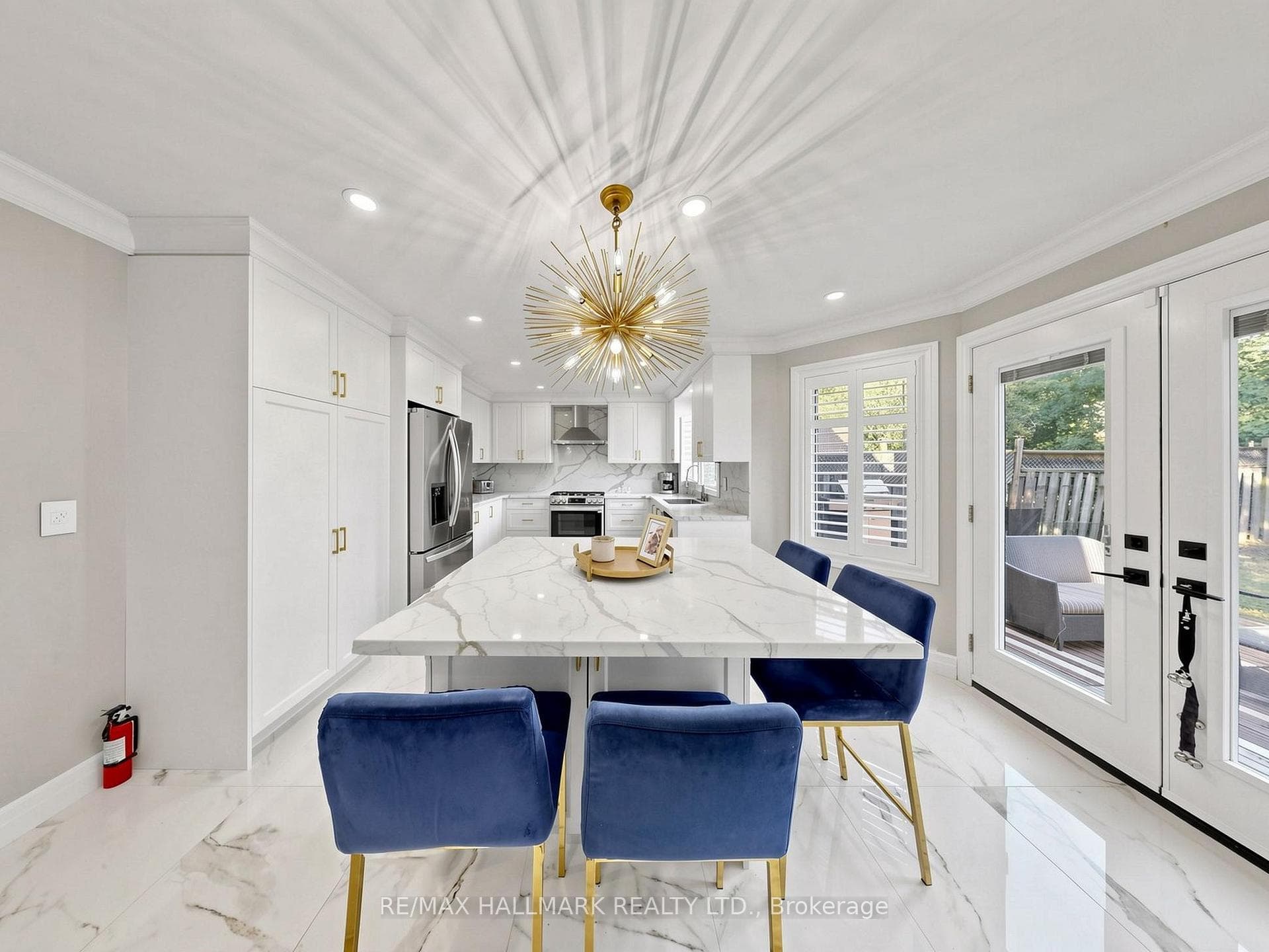 58 Marchwood Crescent photo 8