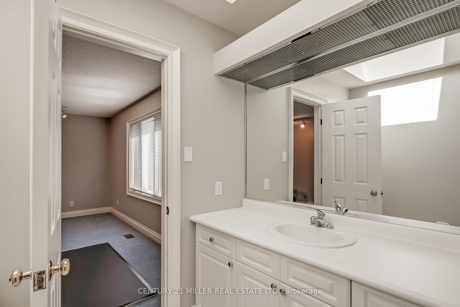 238 Elton Park Road photo 30