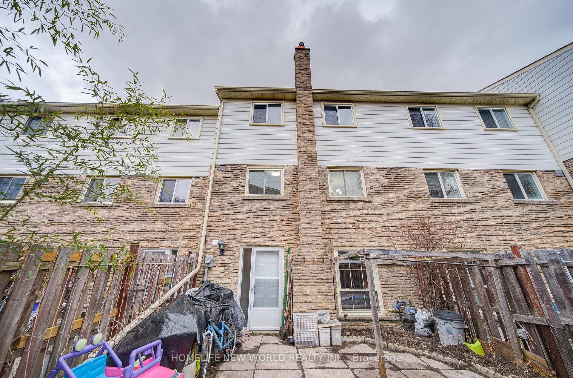 81 Brookmill Boulevard Unit 11 photo 46