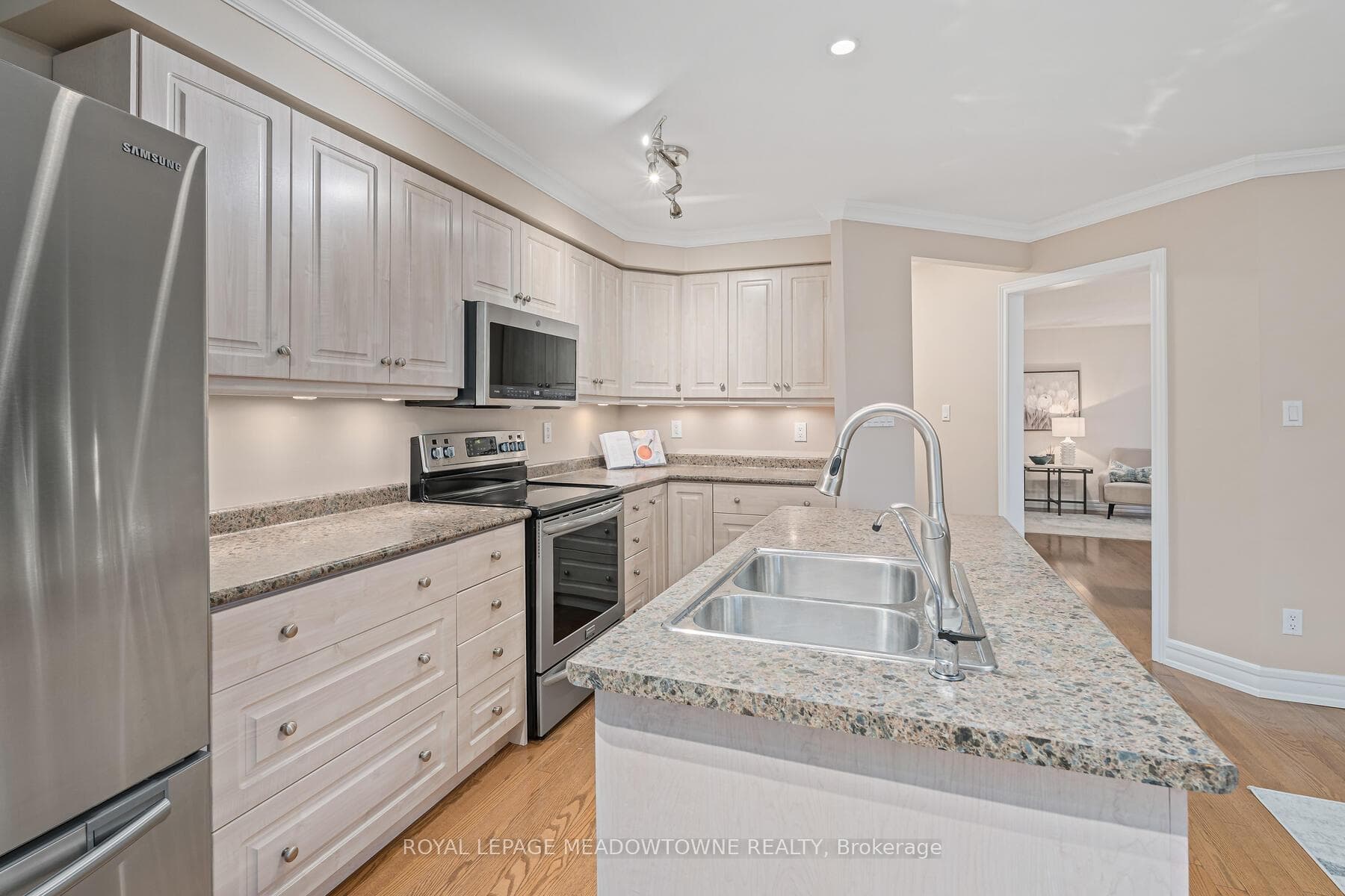 44 James Young Drive photo 15