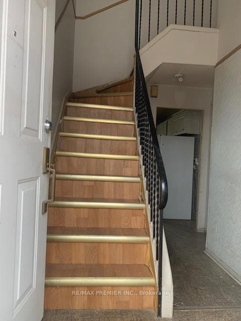 3055 Tomken Road Unit 340 photo 3