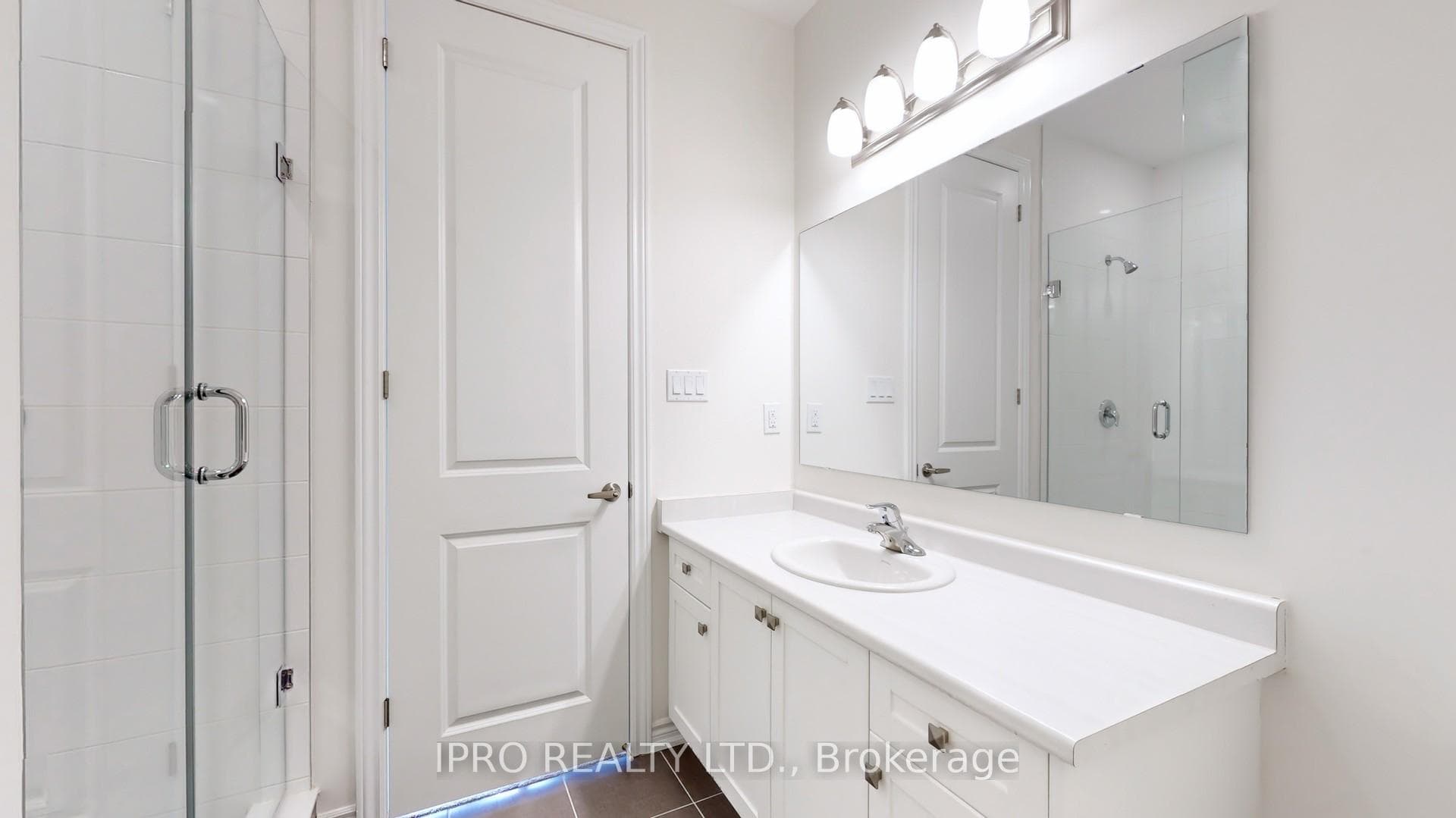 55 Deepwood Crescent photo 33