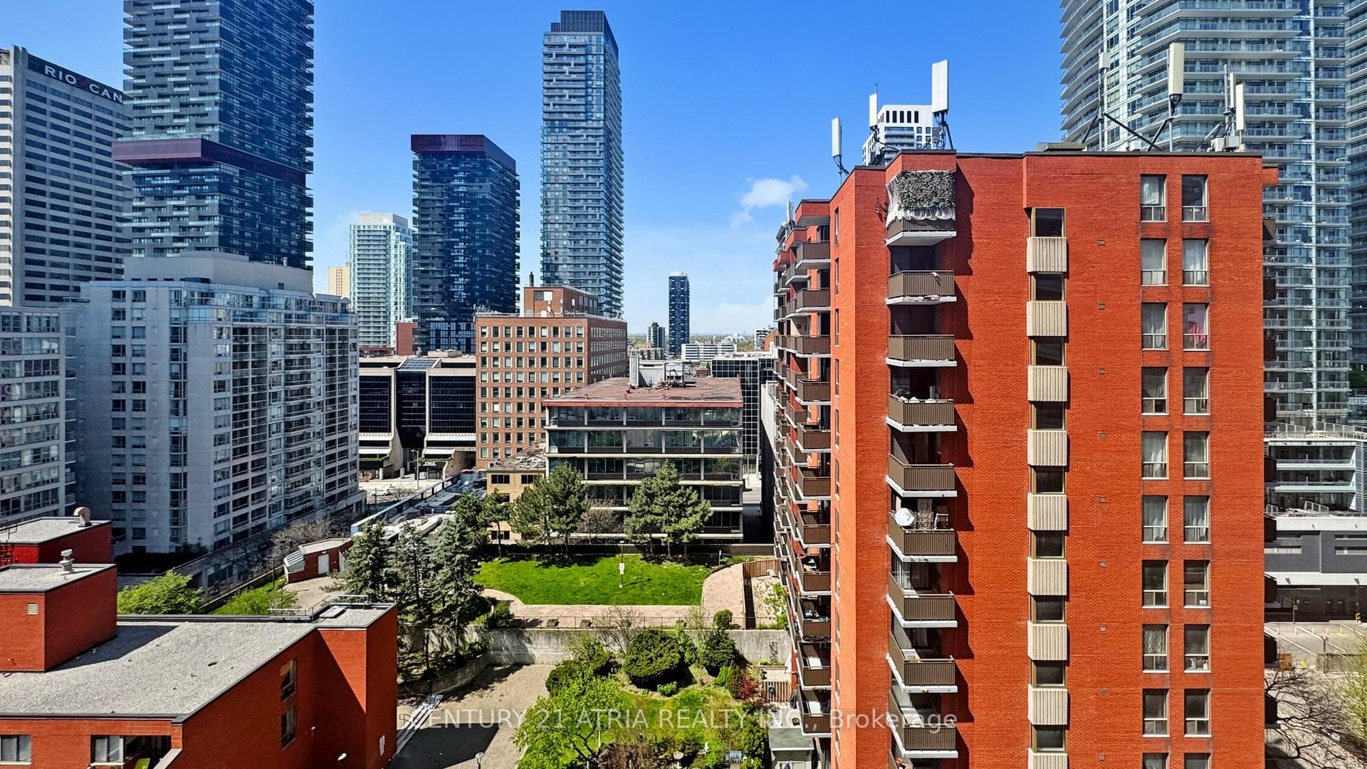 50 Dunfield Avenue Unit 1517 photo 19