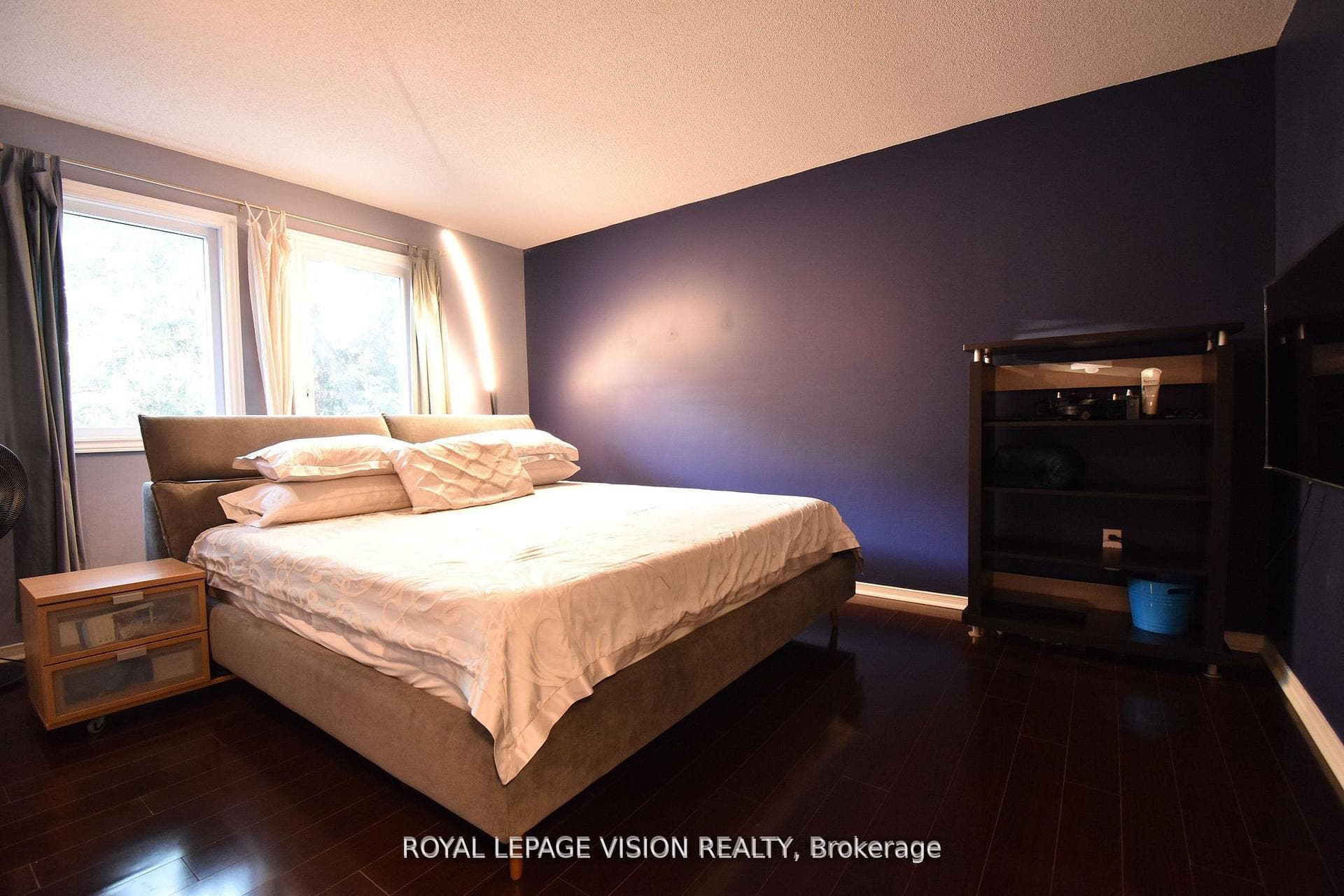 28 Valley Centre Drive photo 33