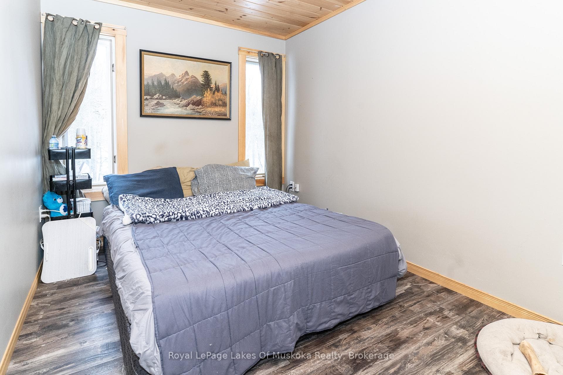 1034 Uffington Road photo 27