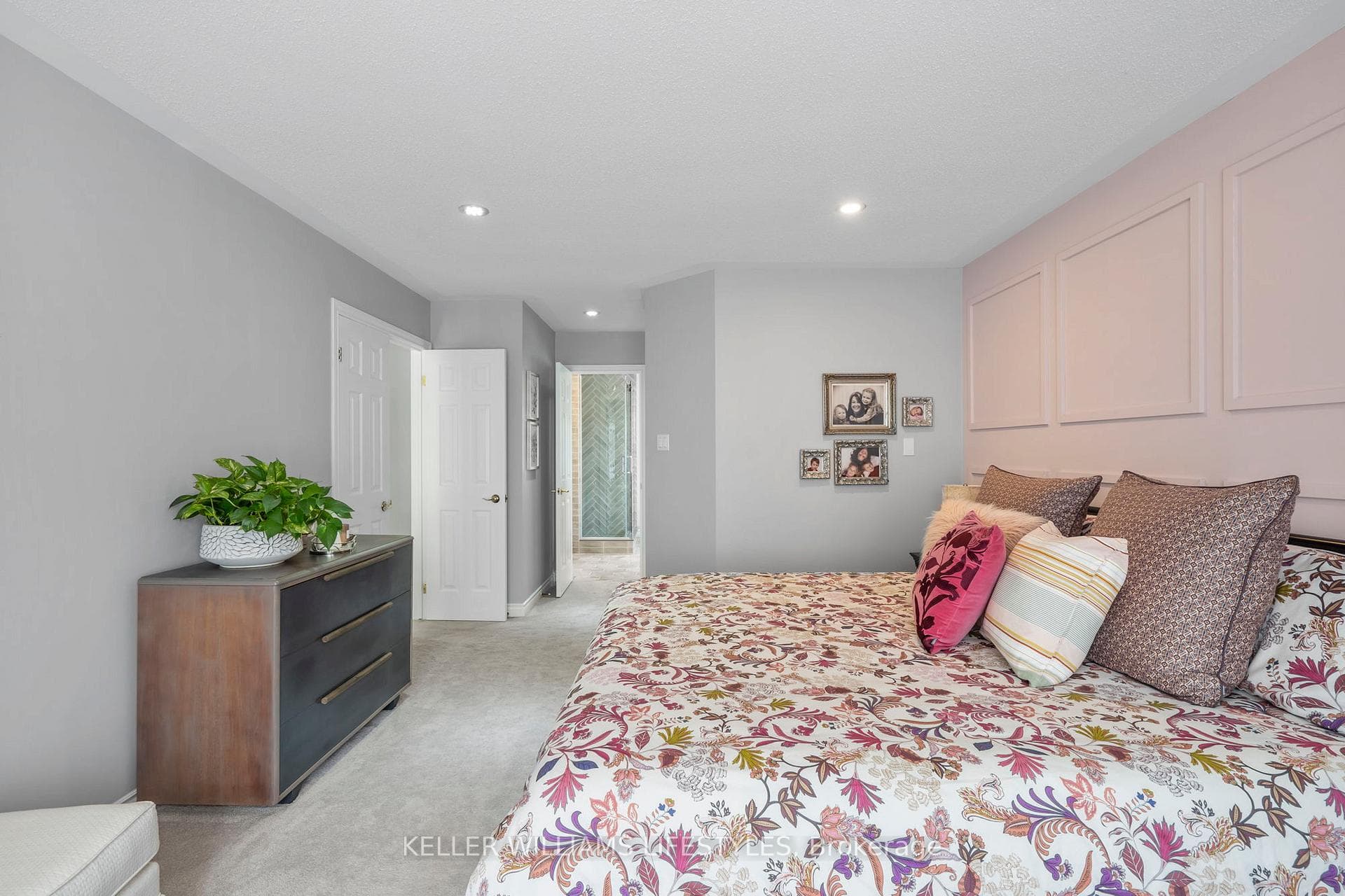 539 Rosecliffe Terrace photo 17