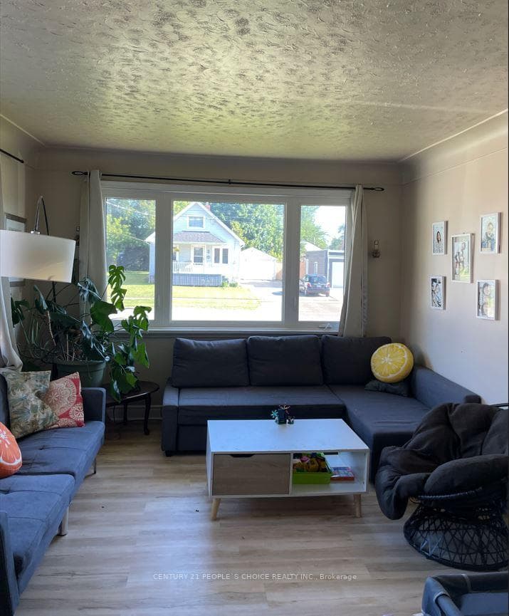 125 Franklin Avenue photo 13