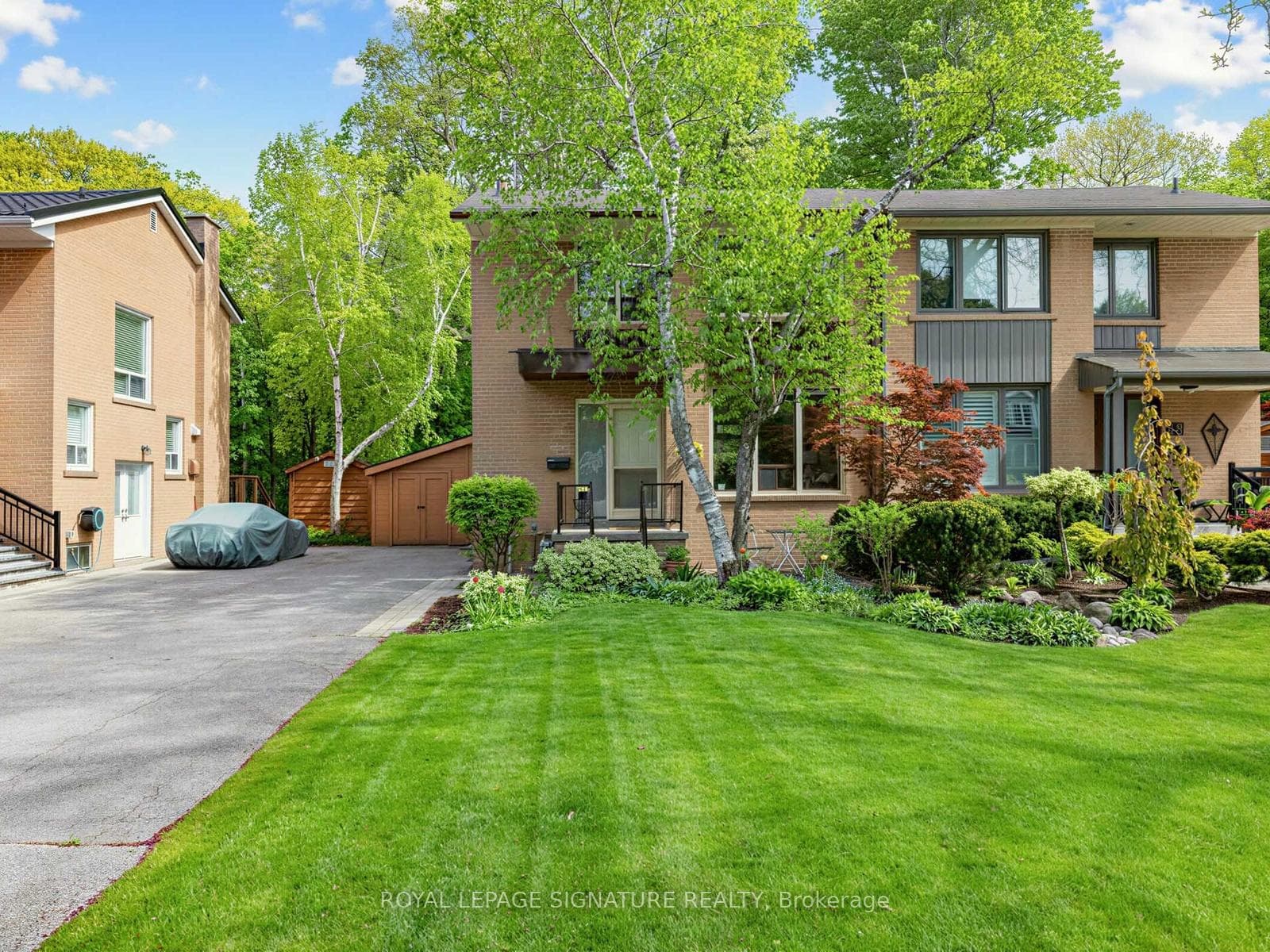 46 Plateau Crescent photo 1
