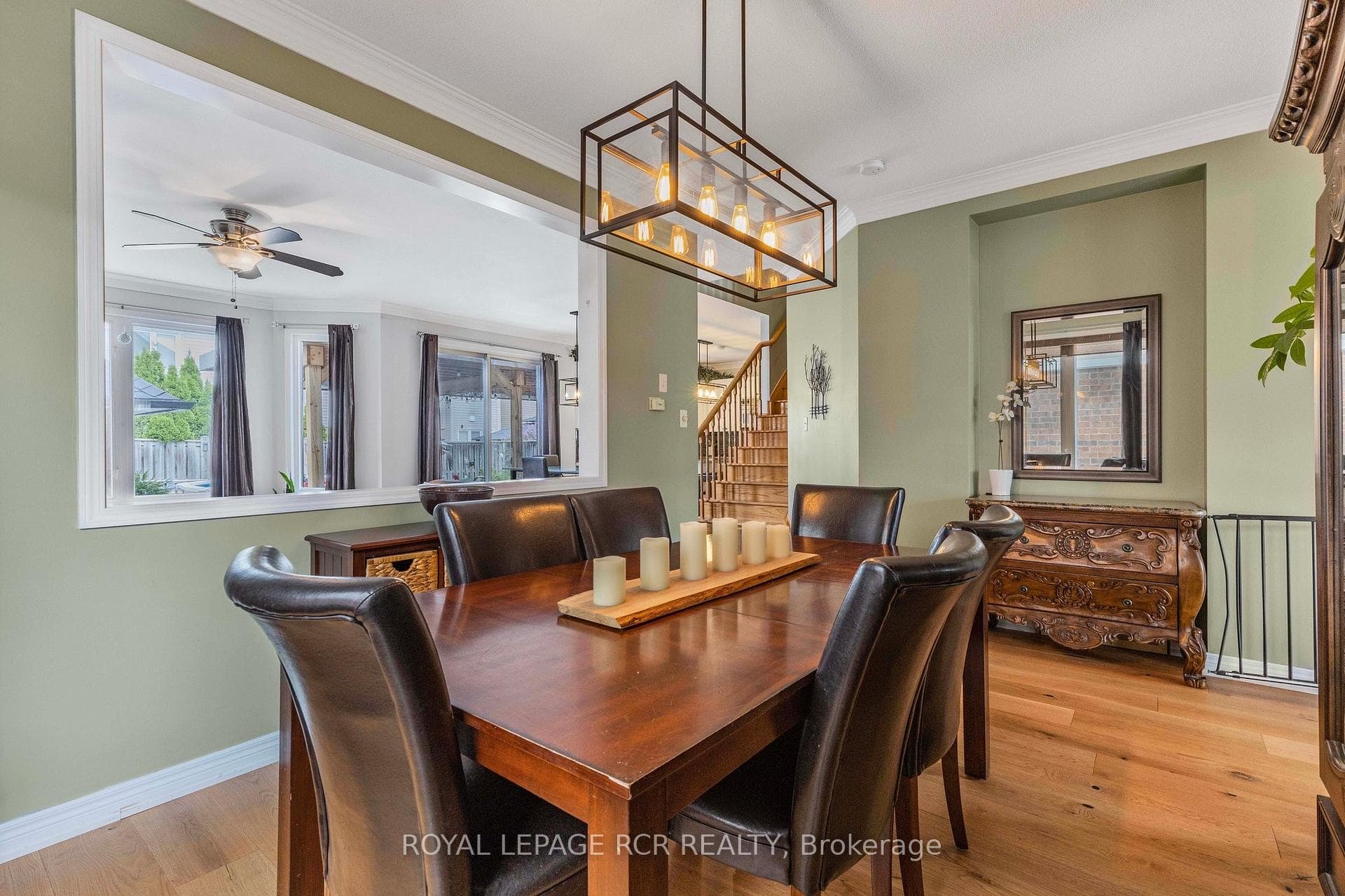 87 Callander Crescent photo 5