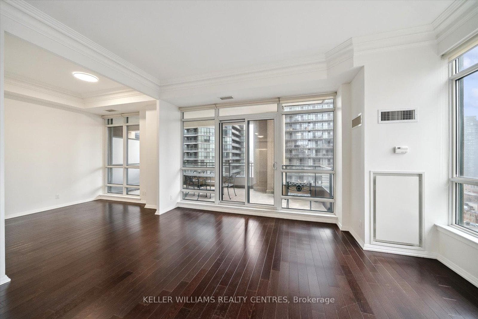 35 Hayden Street Unit 1903 photo 16