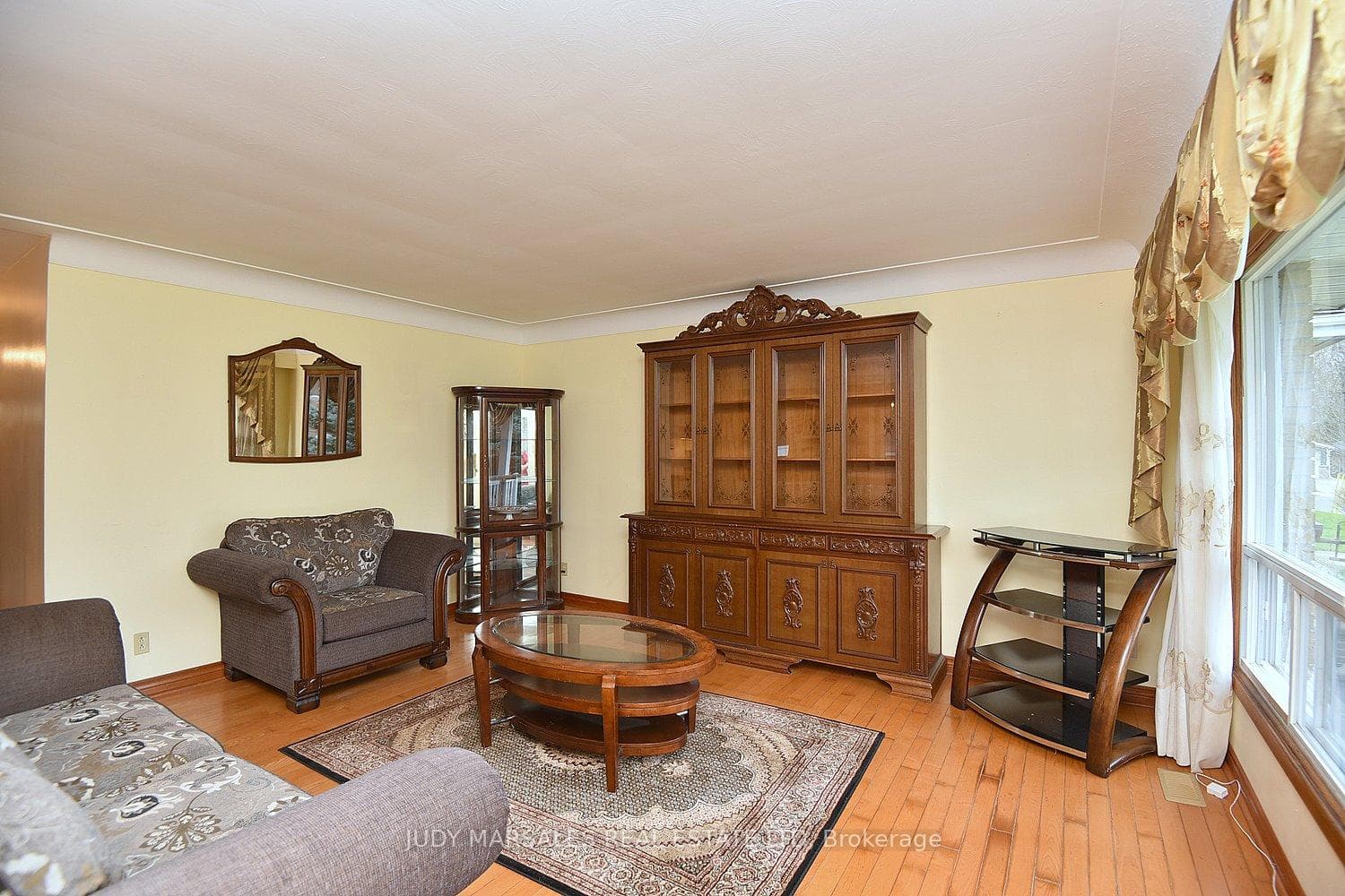 67 Glendee Road photo 8