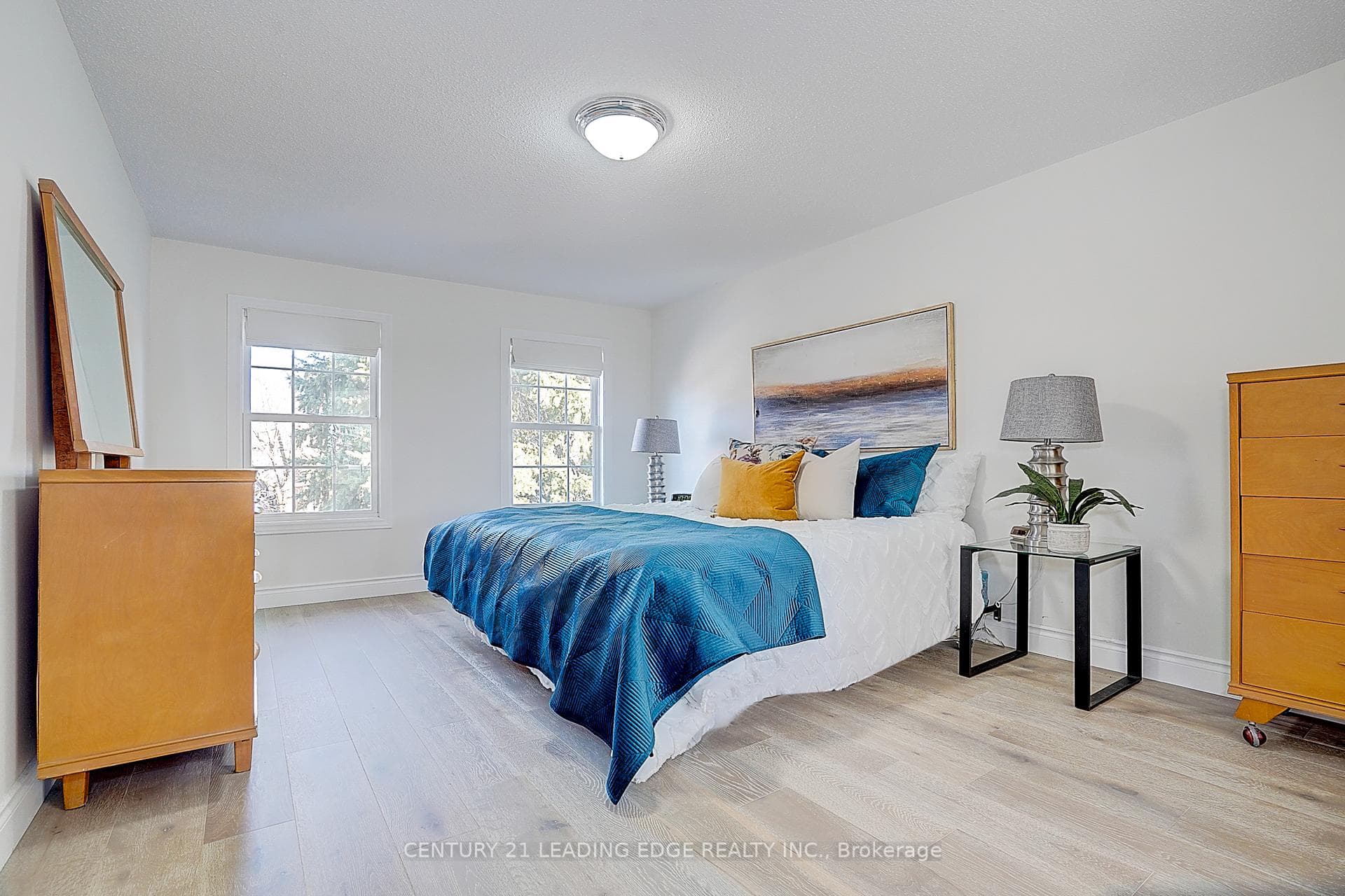 19 MEYER Circle photo 23