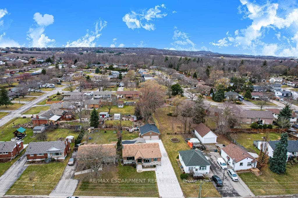 4182 William Street photo 49