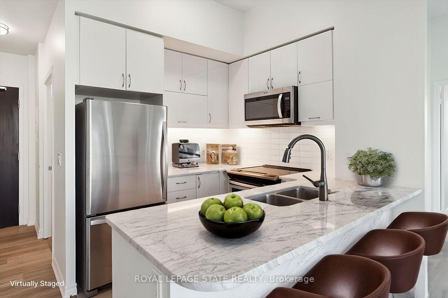 39 Annie Craig Drive Unit 1707 photo 2
