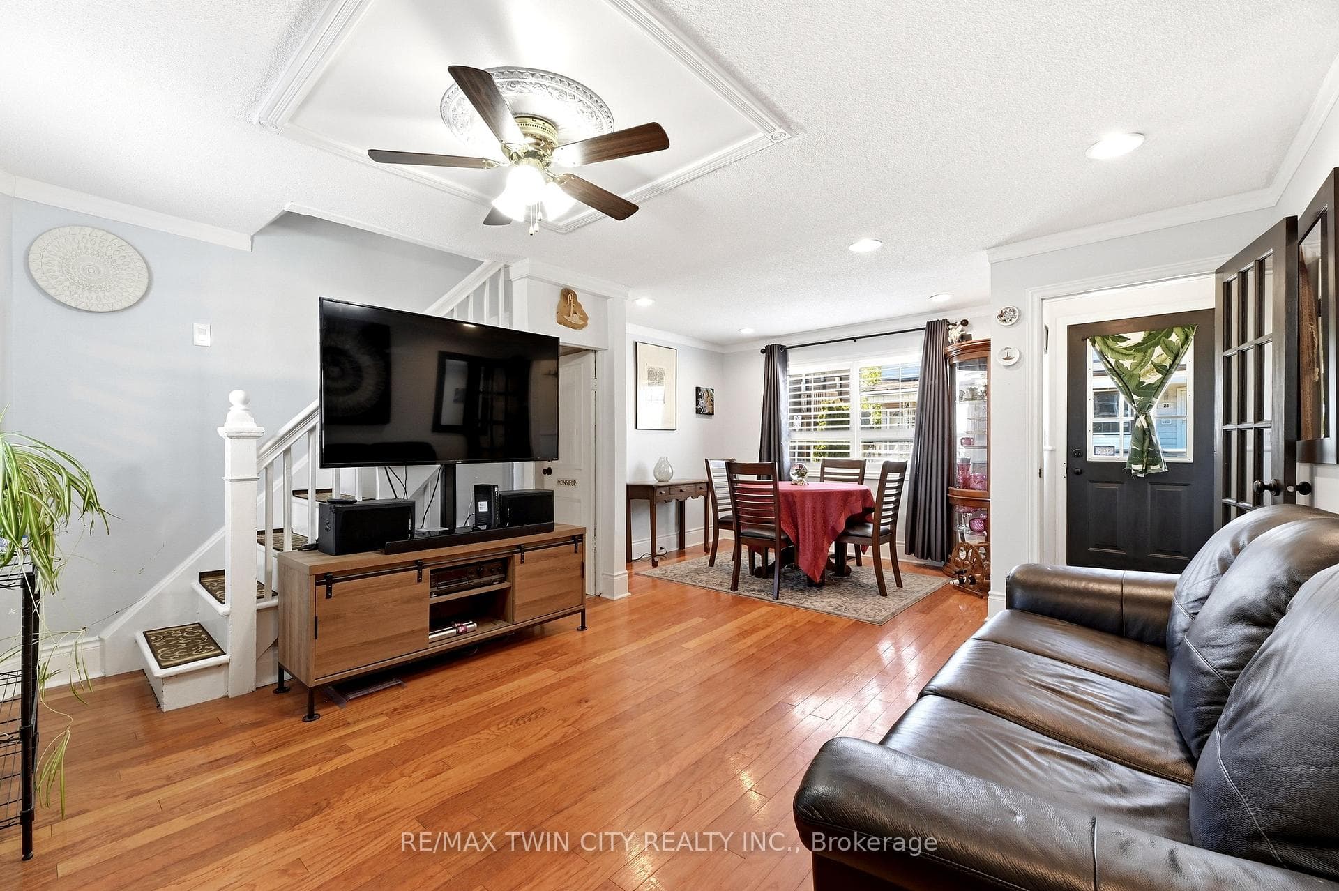 23 Britannia Avenue photo 6