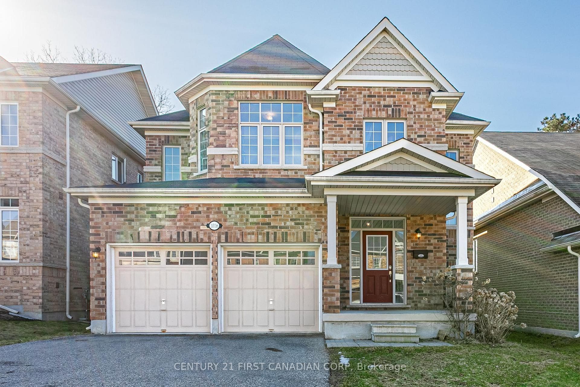 1016 Upper Thames Drive photo 1