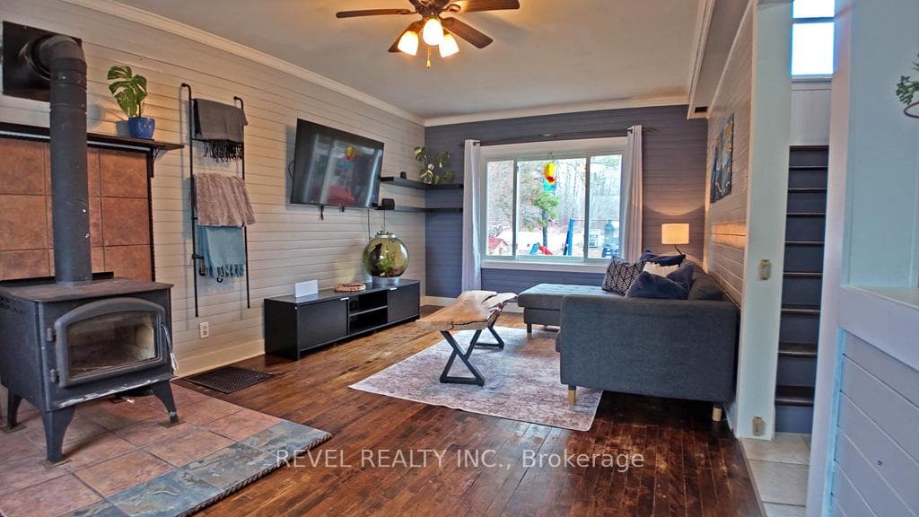 106 Devonshire Avenue photo 21