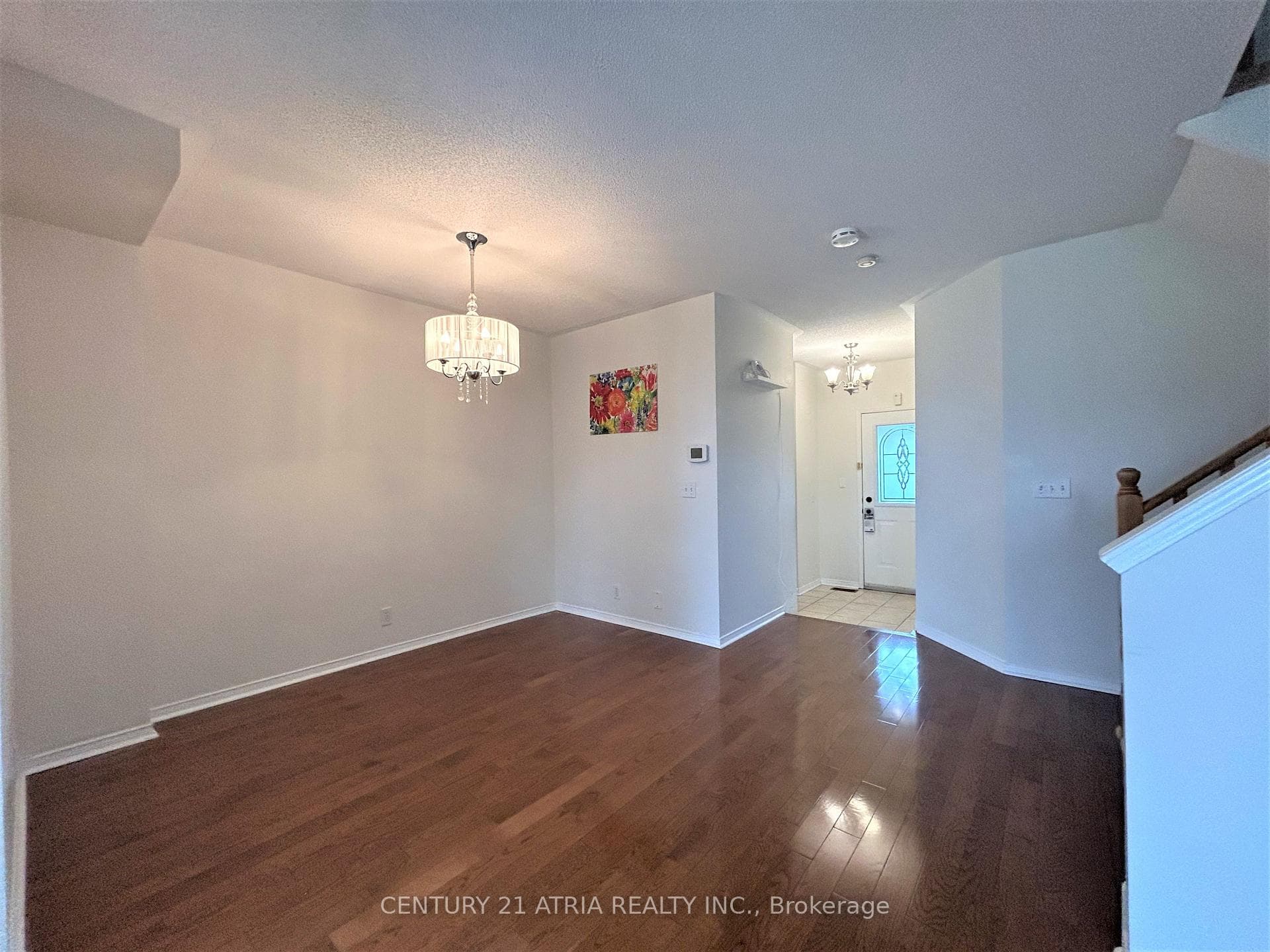 9 Silver Stream Avenue photo 3