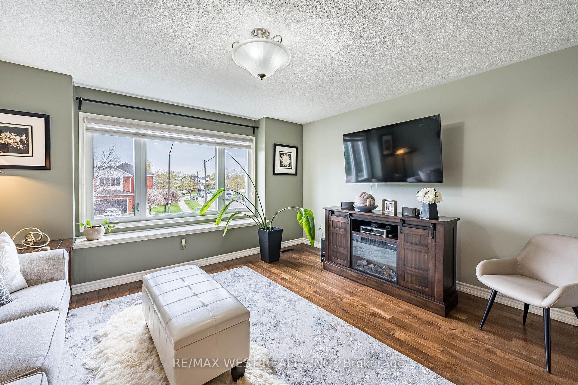 5 Moir Crescent photo 20