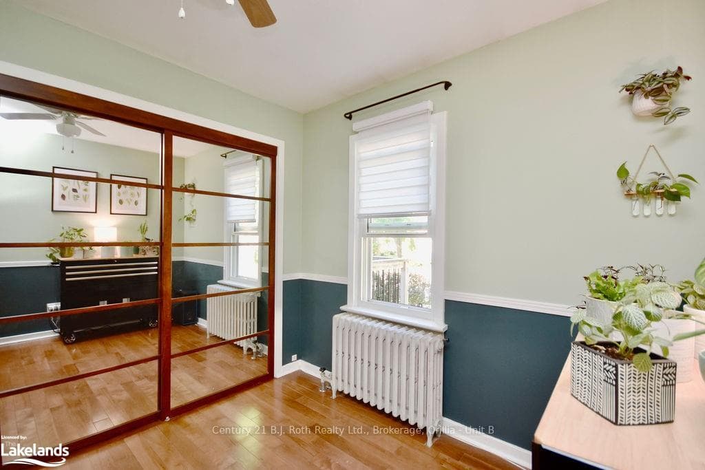 120 WESTMOUNT Drive photo 22