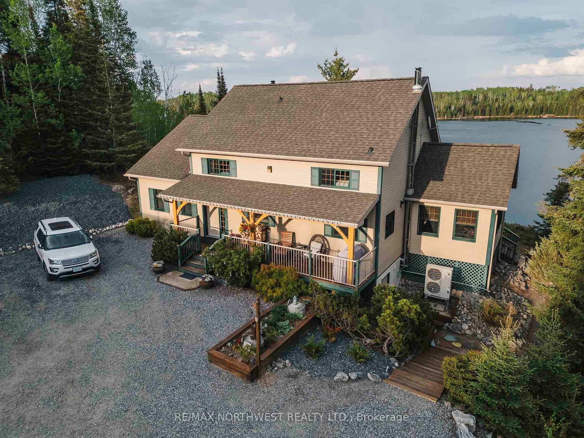 79 Lawton Drive photo 3
